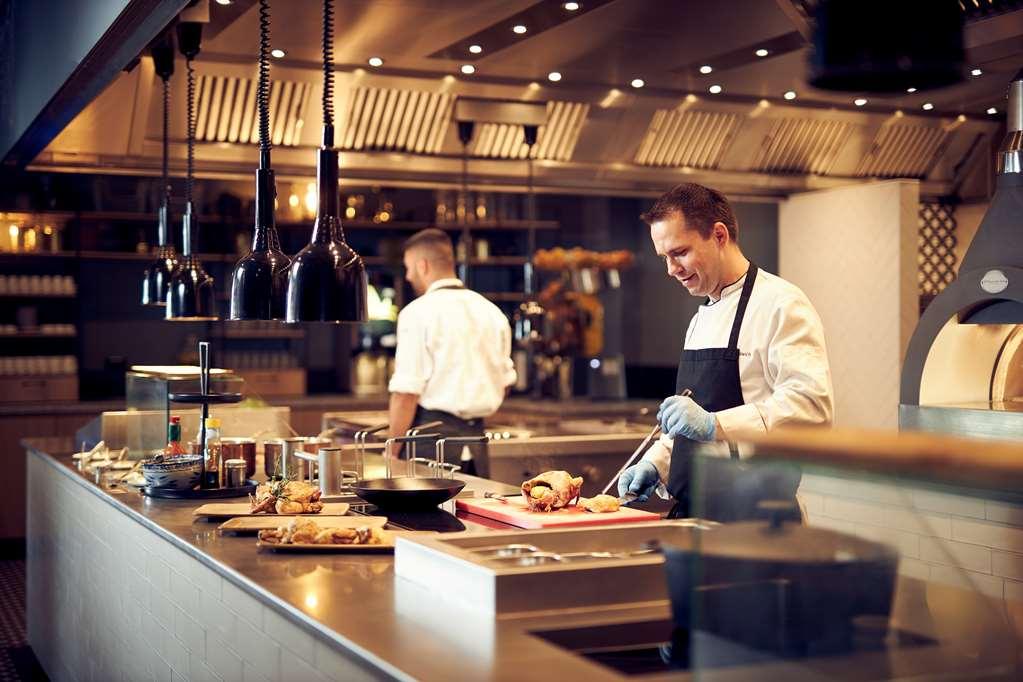 Van Der Valk Hotel Melle - Osnabrueck Restaurant foto